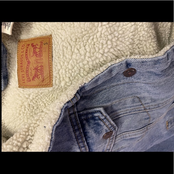 Levi’s Sherpa trucker jacket - Picture 3 of 3